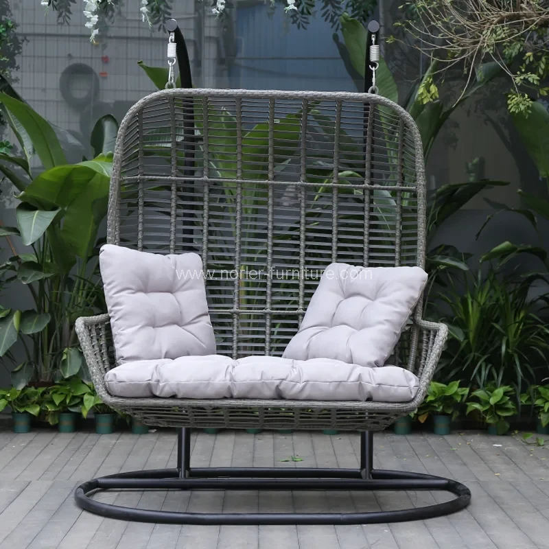 Silla colgante al aire libre
