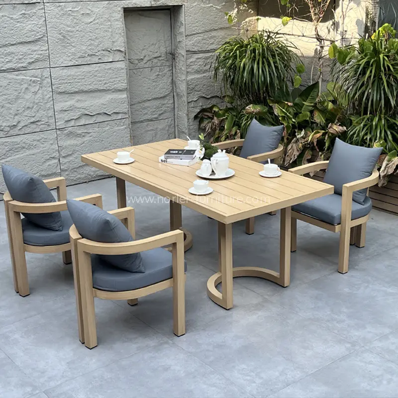 Mesa de comedor y silla de marco de aluminio al aire libre