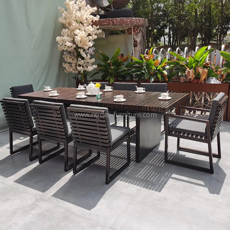 Patio al aire libre Madera de madera Mesa y sillas de comedor de aluminio